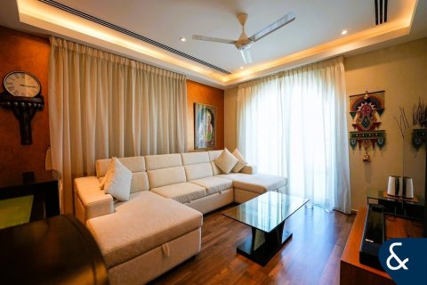 Huvila Jumeirah Park, Dubai, Arabiemiraatit 4 makuuhuonetta, 403 m2 № 667859 - kuva 8