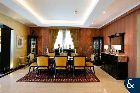 Huvila Jumeirah Park, Dubai, Arabiemiraatit 4 makuuhuonetta, 403 m2 № 667859 - kuva 5