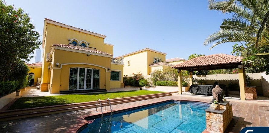 Huvila Jumeirah Park, Dubai, Arabiemiraatit 4 makuuhuonetta, 403 m2 № 667859