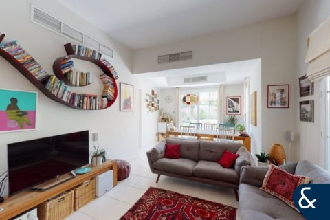 Vila di The Springs, Dubai, UEA 3 kamar tidur, 210 m2 nomor 667861 - foto 4