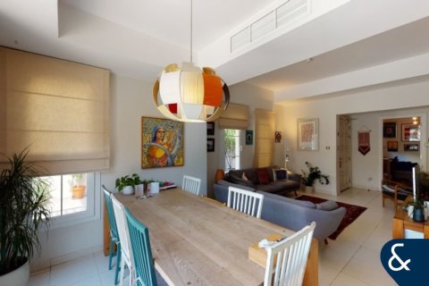 Vila di The Springs, Dubai, UEA 3 kamar tidur, 210 m2 nomor 667861 - foto 5
