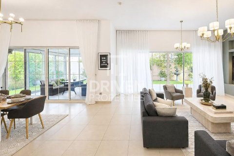 Üürile anda villa asukohaga Nadd Al Sheba, Dubai, AÜE: 4 magamistoaga, 469.9 m² Nr 759749 - pilt 7
