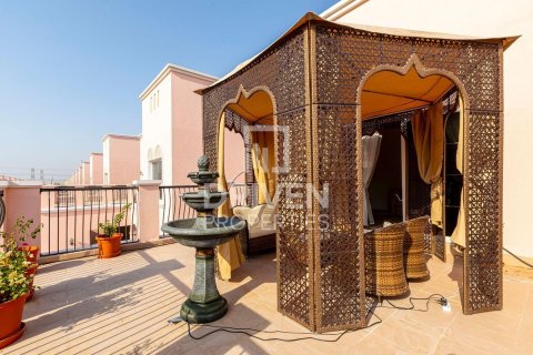 Üürile anda villa asukohaga Nadd Al Sheba, Dubai, AÜE: 4 magamistoaga, 469.9 m² Nr 759749 - pilt 25