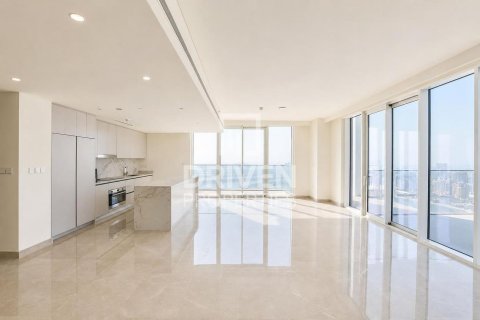Appartamento in affitto a Dubai Harbour, Dubai, EAU 4 camere da letto, 286.51 mq. № 759750 - foto 4