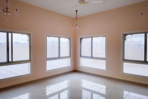 Villa en venta en Al Dhait, Ras Al Khaimah, EAU 3 dormitorios, 929 m2 № 735249 - foto 4