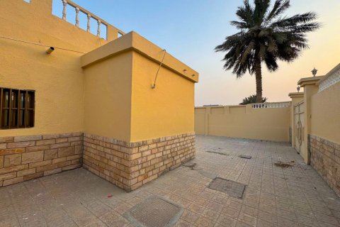Βίλα σε Al Rams, Ras Al Khaimah, ΗΑΕ 6 υπνοδωμάτια, 595 τ.μ. Αρ. 735250 - φωτογραφία 5
