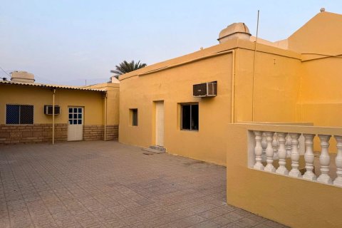 Βίλα σε Al Rams, Ras Al Khaimah, ΗΑΕ 6 υπνοδωμάτια, 595 τ.μ. Αρ. 735250 - φωτογραφία 4