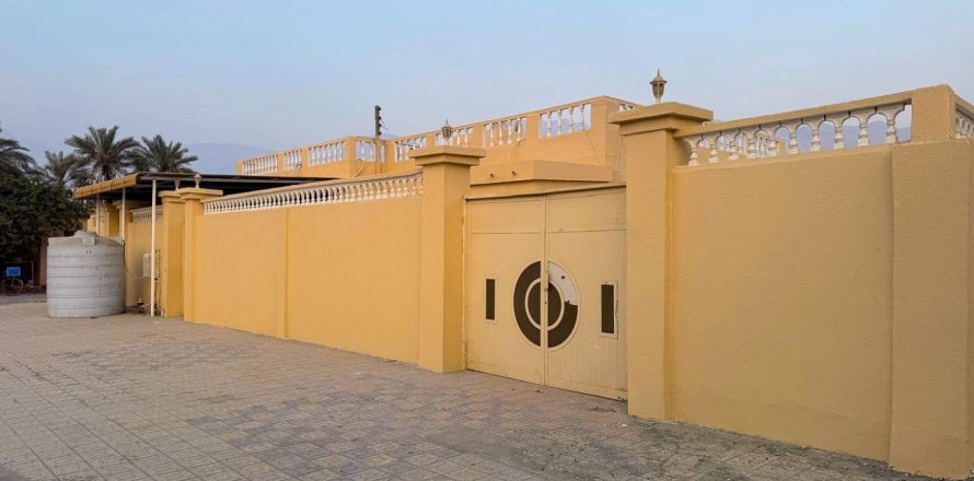 Βίλα σε Al Rams, Ras Al Khaimah, ΗΑΕ 6 υπνοδωμάτια, 595 τ.μ. Αρ. 735250
