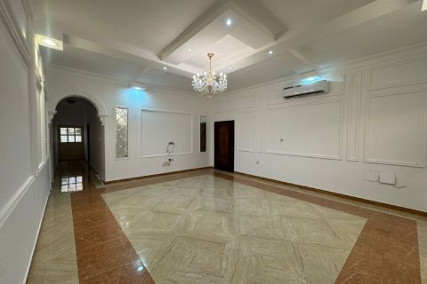 Villa till försäljning i Seih Al Ghubb, Ras Al Khaimah, UAE 5 sovrum, 929 kvm Nr. 735245 - fotografi 5