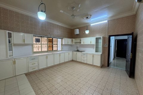 Villa till försäljning i Seih Al Ghubb, Ras Al Khaimah, UAE 5 sovrum, 929 kvm Nr. 735245 - fotografi 14