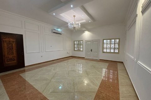 Villa till försäljning i Seih Al Ghubb, Ras Al Khaimah, UAE 5 sovrum, 929 kvm Nr. 735245 - fotografi 4