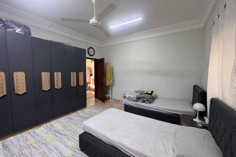 Vila v Ras Al Khaimah, SAE 7 spální, 768 m2 č. 735247 - Fotografia 11