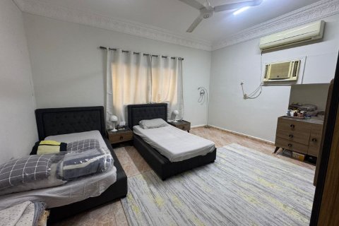 Vila v Ras Al Khaimah, SAE 7 spální, 768 m2 č. 735247 - Fotografia 5