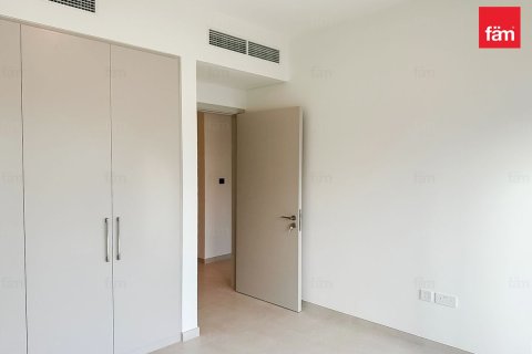 Villa para arrendamento em Dubai, EAU 3 quartos, 125 m2 № 739800 - foto 2