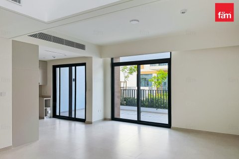 Villa para arrendamento em Dubai, EAU 3 quartos, 125 m2 № 739800 - foto 15