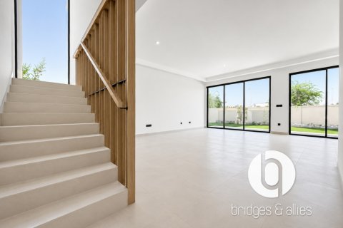 Üürile anda villa asukohaga Tilal Al Ghaf, Dubai, AÜE: 4 magamistoaga, 454 m² Nr 718154 - pilt 3