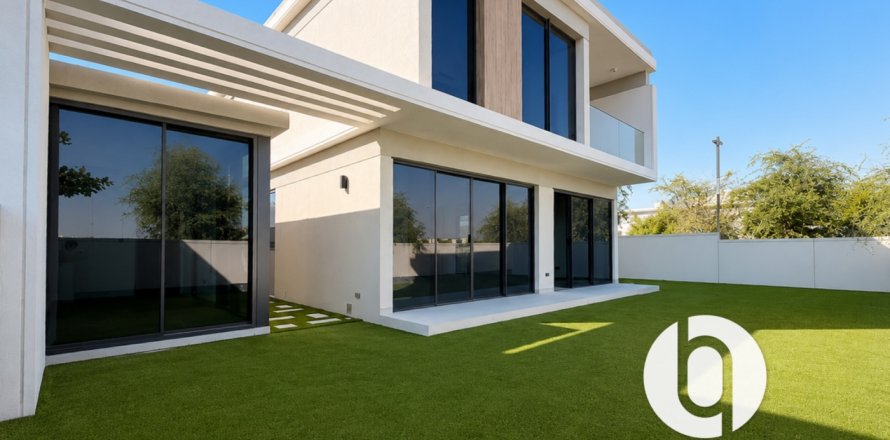 Villa asukohaga Tilal Al Ghaf, Dubai, AÜE: 4 magamistoaga, 454 m² Nr 718154