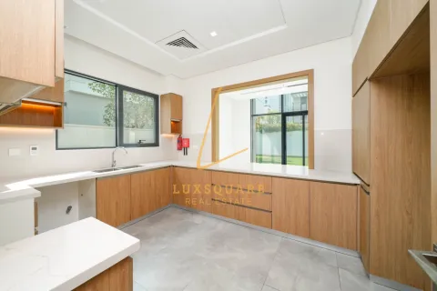 Üürile anda villa asukohaga Al Furjan, Dubai, AÜE: 4 magamistoaga, 548 m² Nr 718146 - pilt 4
