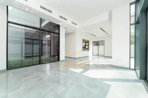 Üürile anda villa asukohaga Al Furjan, Dubai, AÜE: 4 magamistoaga, 548 m² Nr 718146 - pilt 11