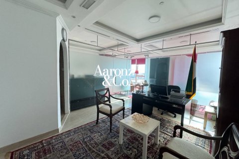 Büroraum zur Miete in Business Bay, Dubai, VAE 58 m2 Nr. 718151 - Foto 9