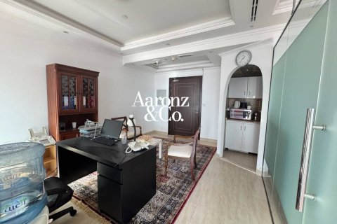 Büroraum zur Miete in Business Bay, Dubai, VAE 58 m2 Nr. 718151 - Foto 7