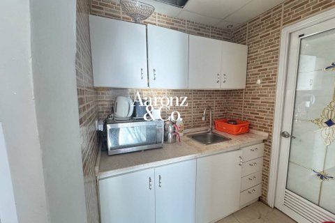 Büroraum zur Miete in Business Bay, Dubai, VAE 58 m2 Nr. 718151 - Foto 10
