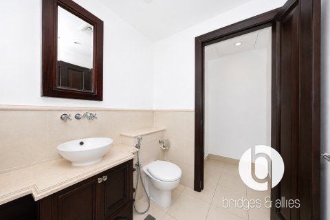 Apartamento para arrendamento em Old Town, Dubai, EAU 2 quartos, 113 m2 № 718153 - foto 13