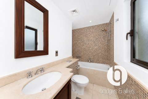 Apartamento para arrendamento em Old Town, Dubai, EAU 2 quartos, 113 m2 № 718153 - foto 10