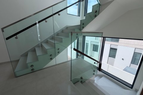 فيلا للبيع في دبي، الإمارات العربية المتحدة 4 غرفة نوم ، 422 متر مربع ، رقم 700175 - صورة 11