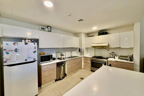 Apartemen di Dubai, UEA 2 kamar tidur, 127 m2 nomor 700174 - foto 4