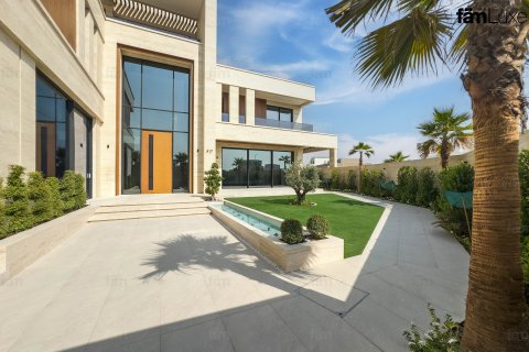 Villa in vendita a Dubai, EAU 7 camere da letto, 895.5 mq. № 652179 - foto 3