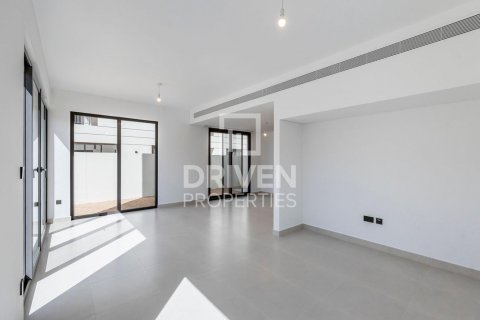 Üürile anda villa asukohaga Tilal Al Ghaf, Dubai, AÜE: 4 magamistoaga, 316 m² Nr 603471 - pilt 1