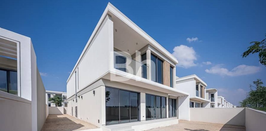 Вилла в Tilal Al Ghaf, Дубай, ОАЭ 4 спальни, 374м2 № 614720
