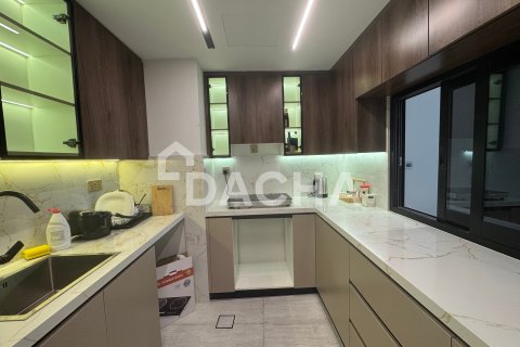 Müüa korter asukohaga Motor City, Dubai, AÜE: 2 magamistoaga, 98 m² Nr 707250 - pilt 3