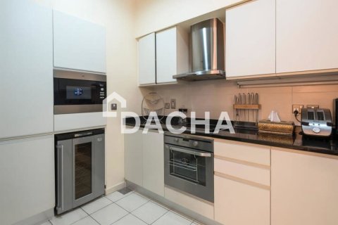 Διαμέρισμα σε Palm Jumeirah, Dubai, ΗΑΕ 1 υπνοδωμάτιο, 175 τ.μ. Αρ. 717684 - φωτογραφία 3