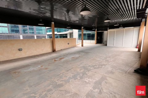 Dubai, BAE’de kiralık dükkan 284.2 m² No 705597 - fotoğraf 9