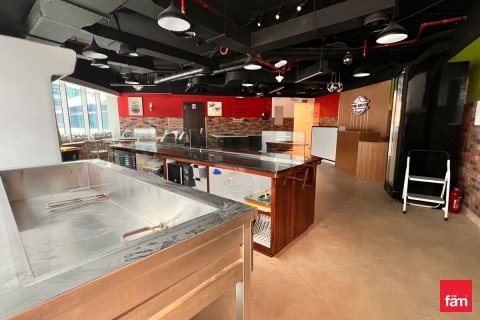 Dubai, BAE’de kiralık dükkan 284.2 m² No 705597 - fotoğraf 6