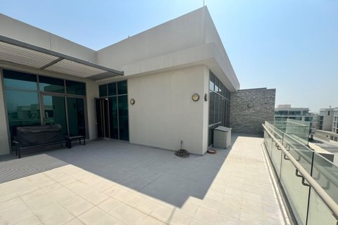 Apartment til salg i Meydan Avenue, Dubai, UAE 2 soveværelser, 206.11 kvm № 762766 - foto 1