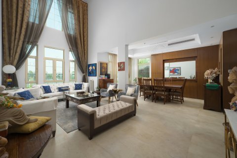 Willa na sprzedaż w Jumeirah Islands, Dubai, ZEA 4 sypialnie, 492.39 mkw., nr 762771 - zdjęcie 10