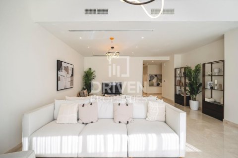 Dubai South (Dubai World Central), Dubai, BAE’de satılık villa 5 yatak odası, 902.46 m&sup2; No 756641 - fotoğraf 2