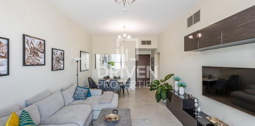 Dubai Land、Dubai、UAEにあるマンション 2ベッドルーム、122 m2 No603003