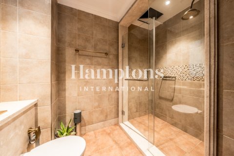 Vila di Jumeirah Golf Estates, Dubai, UAE 5 bilik tidur, 690.45509600 meter persegi № 707815 - foto 23