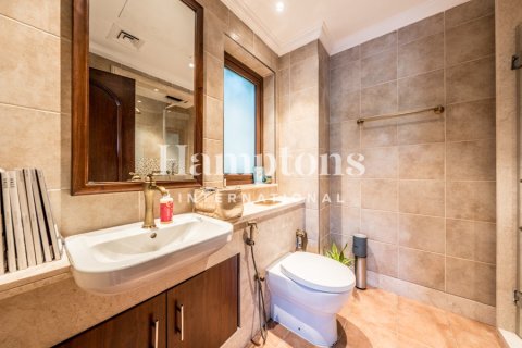 Vila di Jumeirah Golf Estates, Dubai, UAE 5 bilik tidur, 690.45509600 meter persegi № 707815 - foto 16