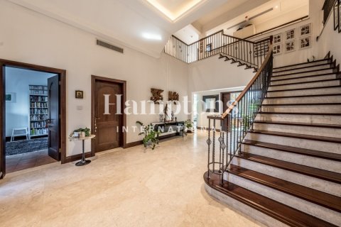 Vila di Jumeirah Golf Estates, Dubai, UAE 5 bilik tidur, 690.45509600 meter persegi № 707815 - foto 5