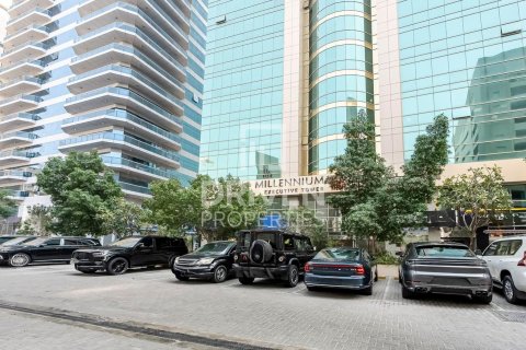 Üürile anda korter asukohaga Sheikh Zayed Road, Dubai, AÜE: 2 magamistoaga, 102 m² Nr 603718 - pilt 1