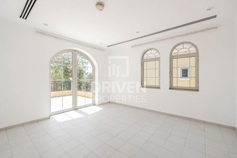 Vilë në Jumeirah Park, Dubai, Emiratet e Bashkuara Arabe 4 dhoma gjumi, 403 m2. № 603738 - Foto 18