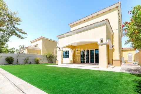 Vilë në Jumeirah Park, Dubai, Emiratet e Bashkuara Arabe 4 dhoma gjumi, 403 m2. № 603738 - Foto 2