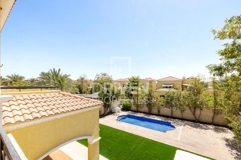 Vilë në Jumeirah Park, Dubai, Emiratet e Bashkuara Arabe 4 dhoma gjumi, 403 m2. № 603738 - Foto 1