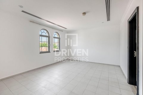 Vilë në Jumeirah Park, Dubai, Emiratet e Bashkuara Arabe 4 dhoma gjumi, 403 m2. № 603738 - Foto 26