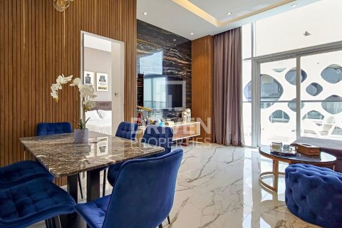 Penthouse in Business Bay, Dubai, UAE 2 bedrooms, 148 sq.m. № 603739 - photo 2